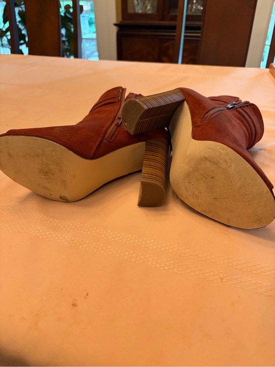 Shoes - Women's Rust Suede Ankle Boots - Stylish Zip Heels